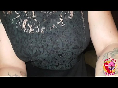 ❤️ Slutty Stéifschwëster gëtt him e blowjob a Spuenesch ❤️❌ Fucking op lb.ixiporn-com.ru ❌️❤