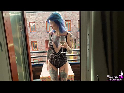 ❤️ Enormt Meedchen suckt mat engem Gulp a fuckt passionéiert ënner dem oppenen Himmel ❤️❌ Fucking op lb.ixiporn-com.ru ❌️❤